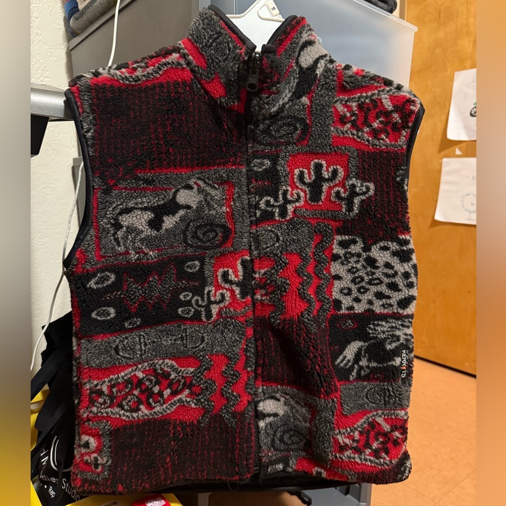 Kerrits girls western vest red and black with horse/cactus pattern